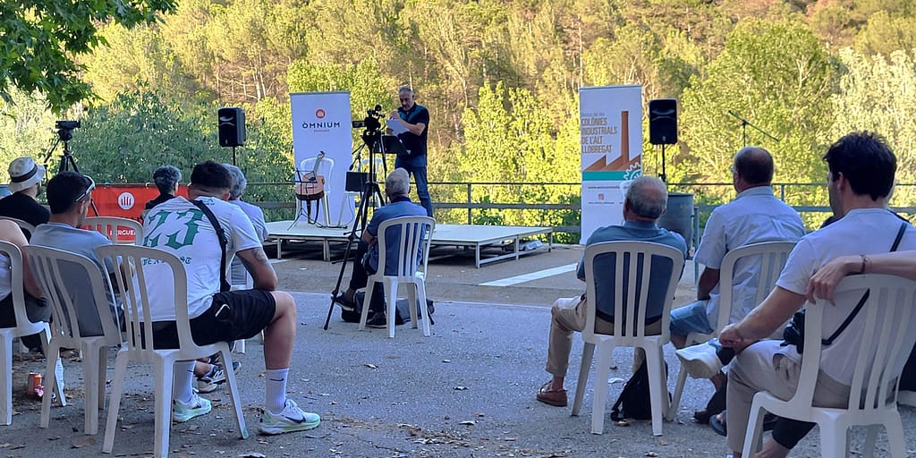 Versos vora el riu Cal Riera juliol 2024