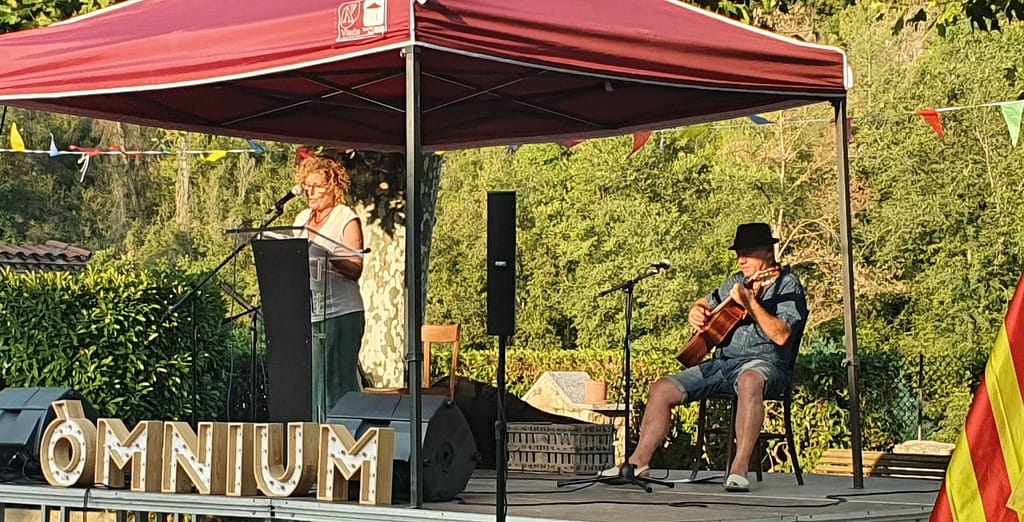 Versos vora el riu Viladomiu Vell juliol 2022