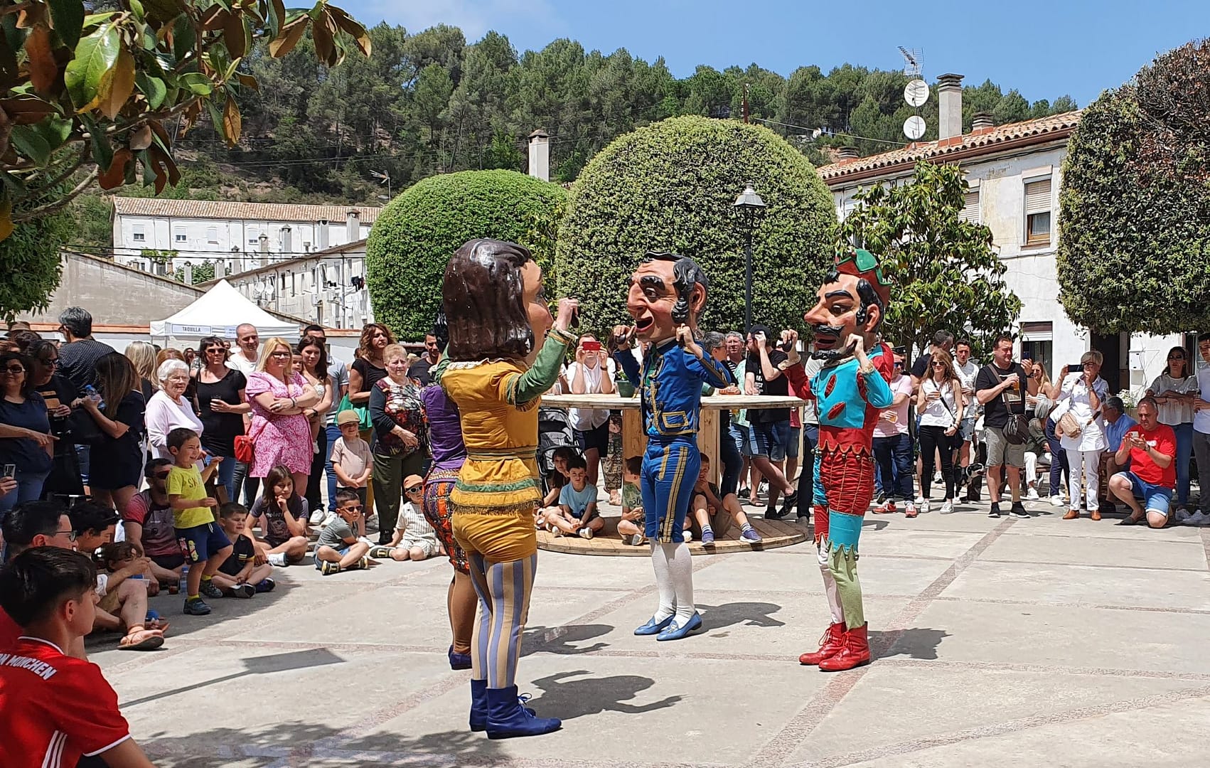 Els nanos de l'Ametlla de Merola